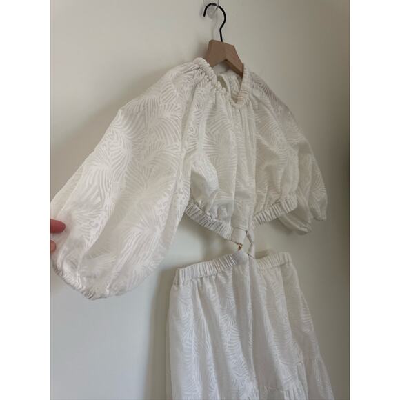 Significant Other Skyler Maxi Dress in White. Size 6 - Picture 3 of 8